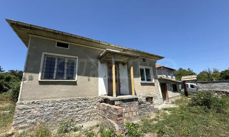 Till salu  Hus region Gabrovo , Dobromirka , 93 kvm | 56659275 - bild [4]
