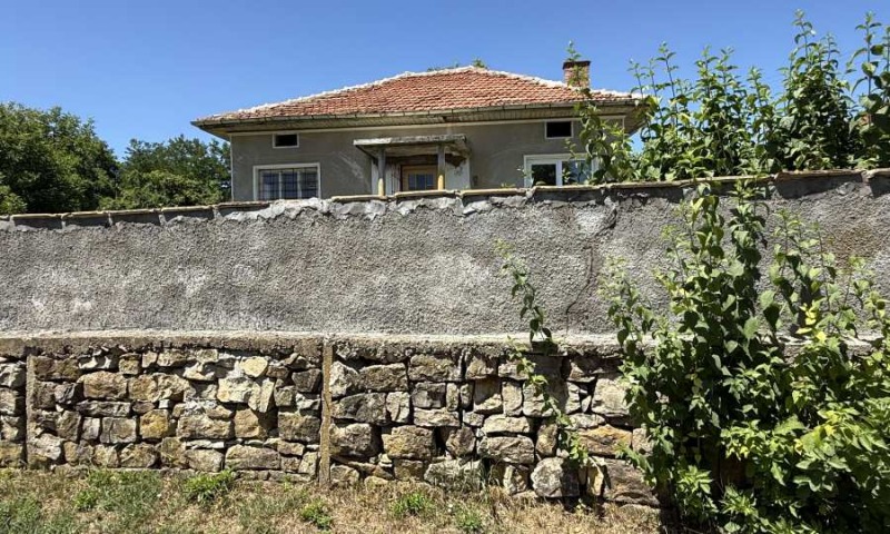 Till salu  Hus region Gabrovo , Dobromirka , 93 kvm | 56659275 - bild [3]