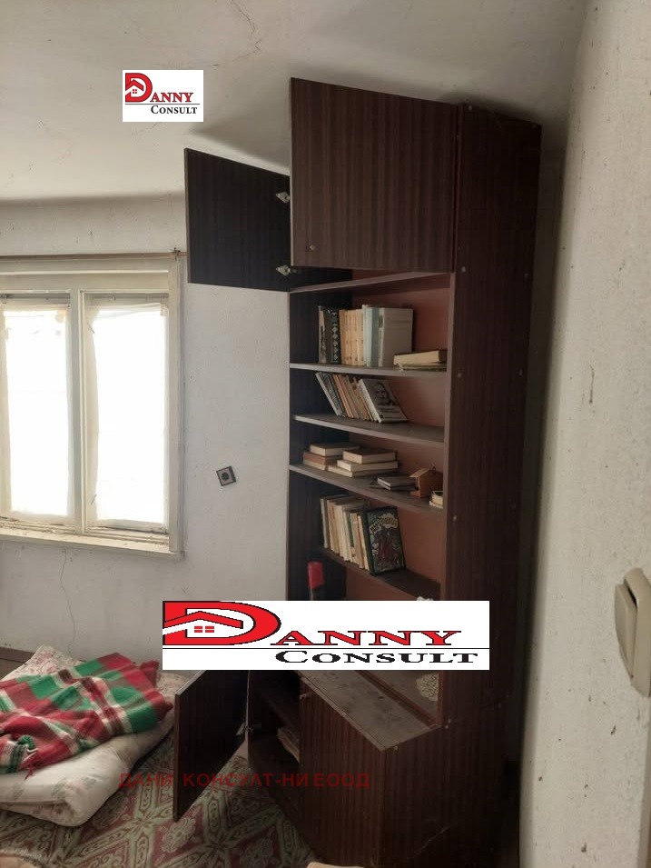 Продава КЪЩА, с. Караисен, област Велико Търново, снимка 3 - Къщи - 52660703