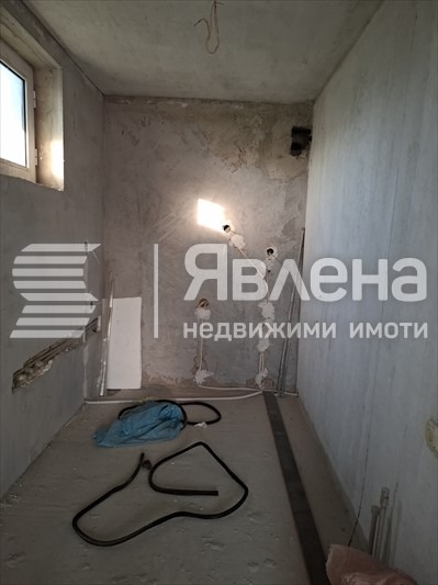 Продава КЪЩА, с. Оброчище, област Добрич, снимка 14 - Къщи - 55125459