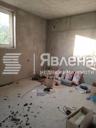Продава КЪЩА, с. Оброчище, област Добрич, снимка 15 - Къщи - 55125459