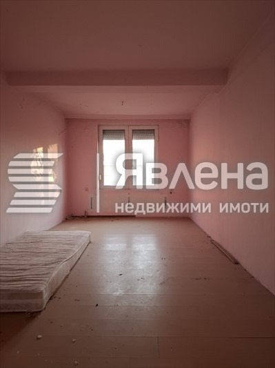 Продава КЪЩА, с. Оброчище, област Добрич, снимка 9 - Къщи - 55125459