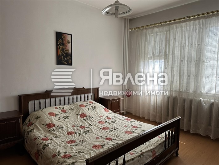 Продава 2-СТАЕН, гр. Пловдив, Изгрев, снимка 3 - Aпартаменти - 49550204