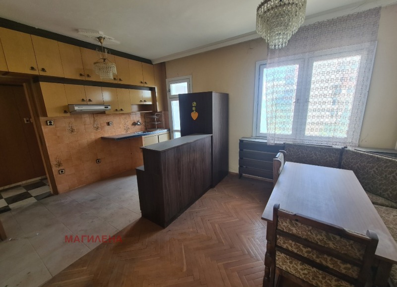 De vânzare  2 dormitoare Plovdiv , Ciuciuc Parij , 92 mp | 70892744 - imagine [5]