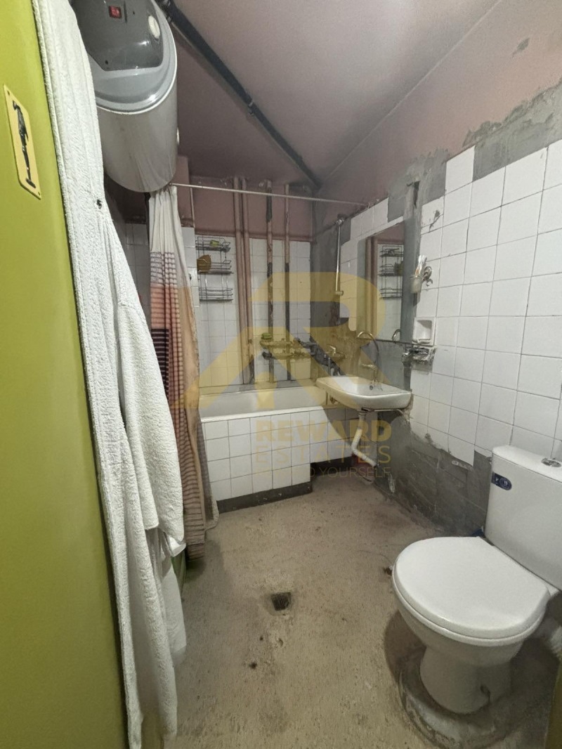 Продается  2 спальни Перник , Монте Карло , 80 кв.м | 78270306 - изображение [6]