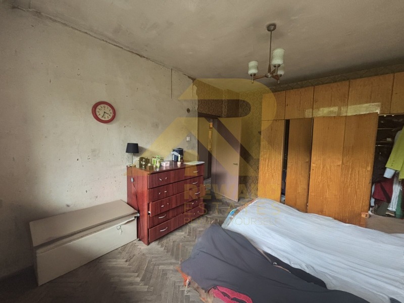 Продается  2 спальни Перник , Монте Карло , 80 кв.м | 78270306 - изображение [5]