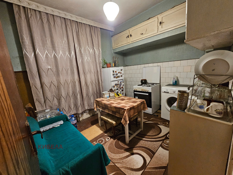 Продава 3-СТАЕН, гр. Перник, Димова махала, снимка 5 - Апартаменти - 52544753