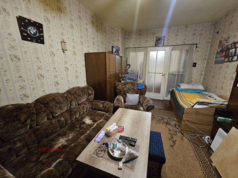 Продава 3-СТАЕН, гр. Перник, Димова махала, снимка 3 - Апартаменти - 52544753