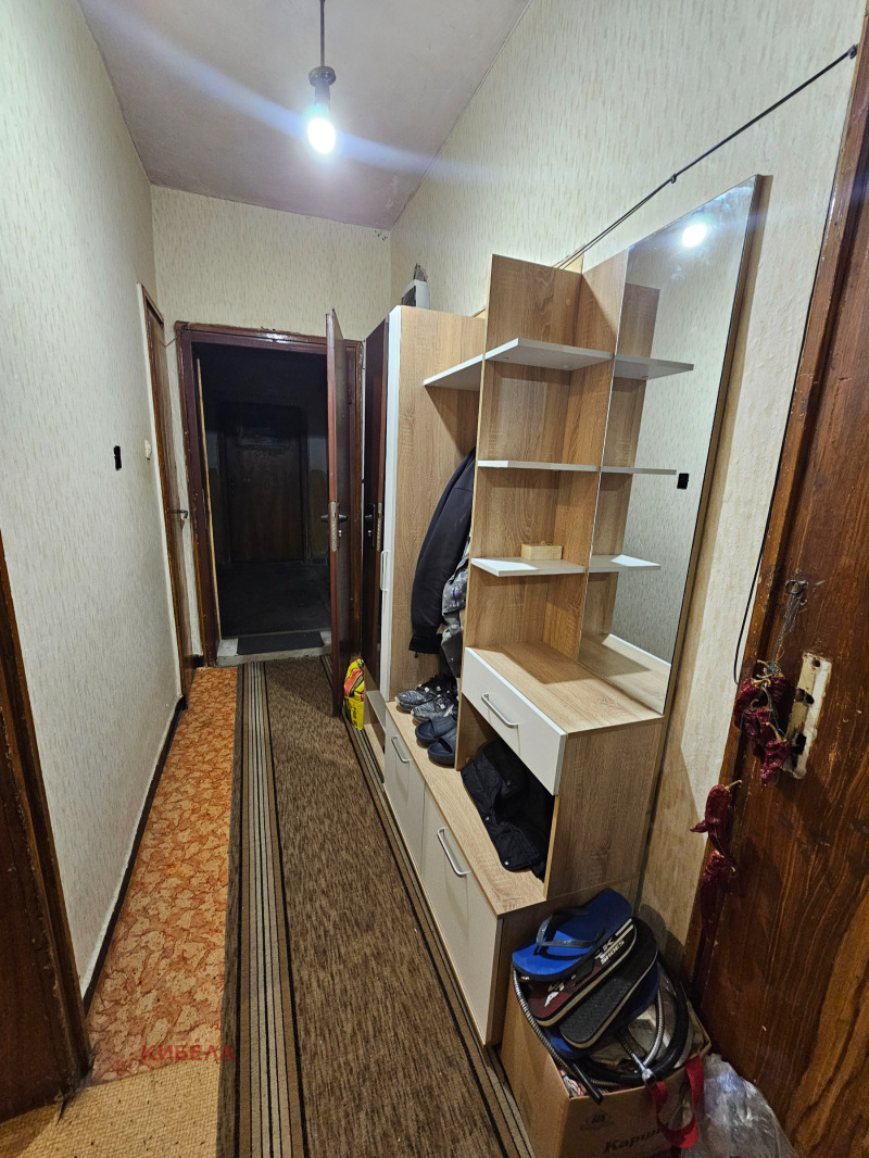 Продава 3-СТАЕН, гр. Перник, Димова махала, снимка 2 - Апартаменти - 52544753