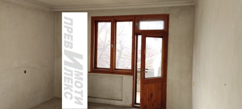 Продава  Етаж от къща, град Пловдив, Христо Смирненски •  179 000 EUR • ID 90792409 — holmes.bg - [1] 