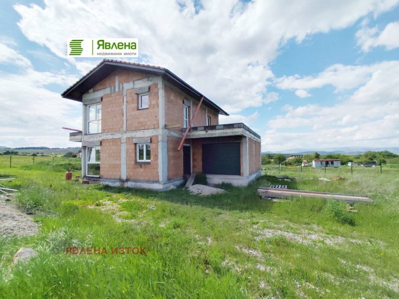 Продава  Къща област София , с. Хераково , 230 кв.м | 86693724