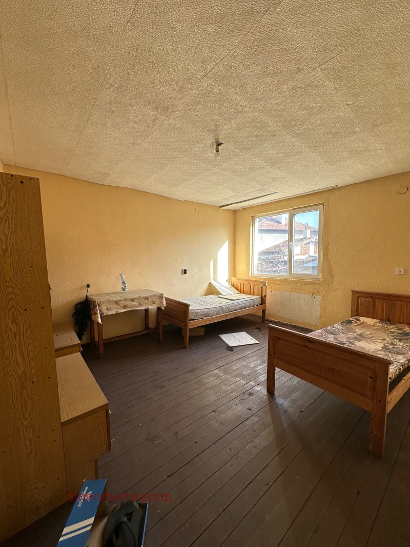 Продава КЪЩА, гр. Добринище, област Благоевград, снимка 17 - Къщи - 52431366