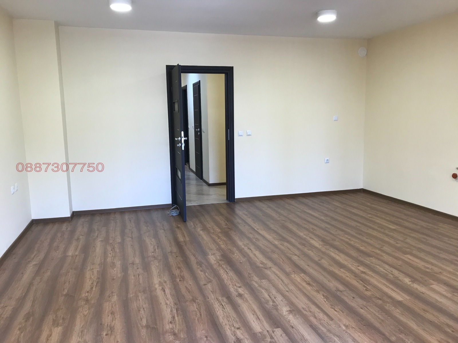 Продава 3-СТАЕН, гр. Бургас, Център, снимка 2 - Апартаменти - 54158540