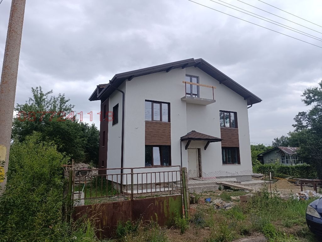 Продава ВИЛА, с. Долни Раковец, област Перник, снимка 3 - Вили - 55524005
