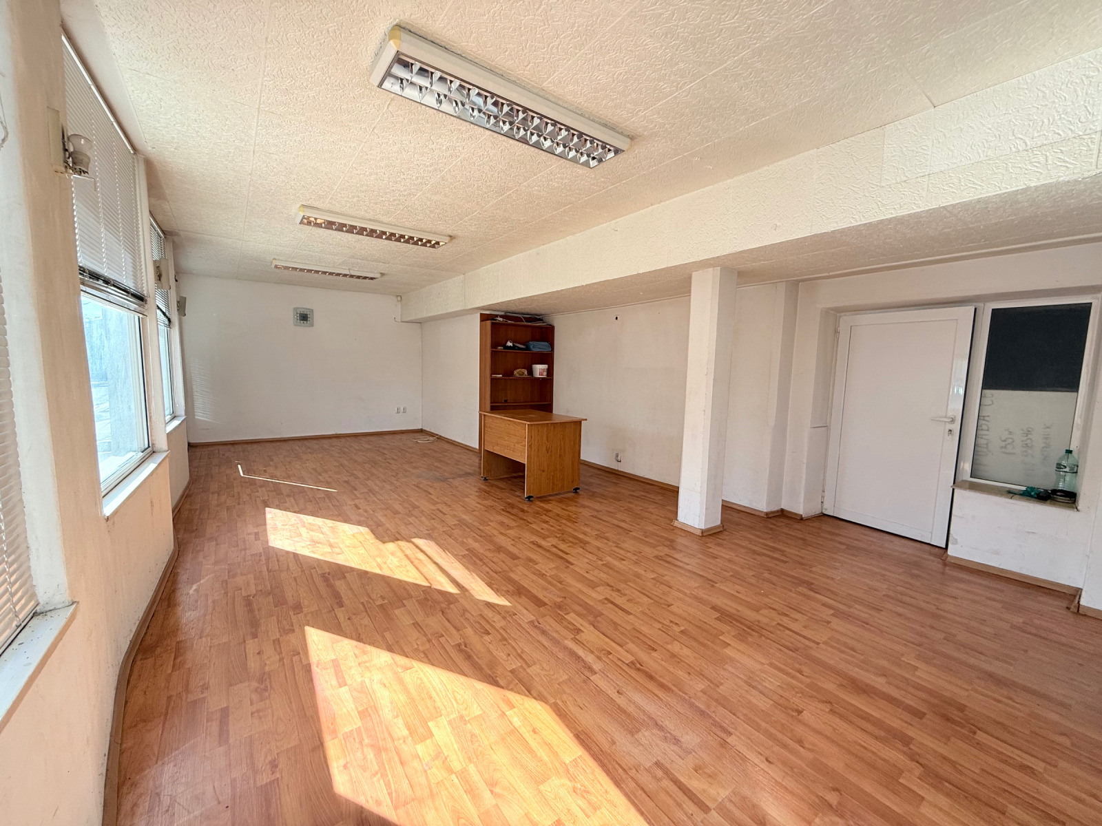 Продава ЗАВЕДЕНИЕ, гр. Пловдив, Прослав, снимка 3 - Заведения - 56132652