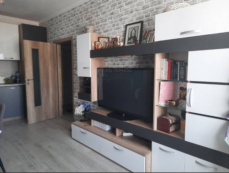 Продава  2-стаен, град Варна, Възраждане 3 • 69 000 EUR • ID 12945412 — holmes.bg - [1] 