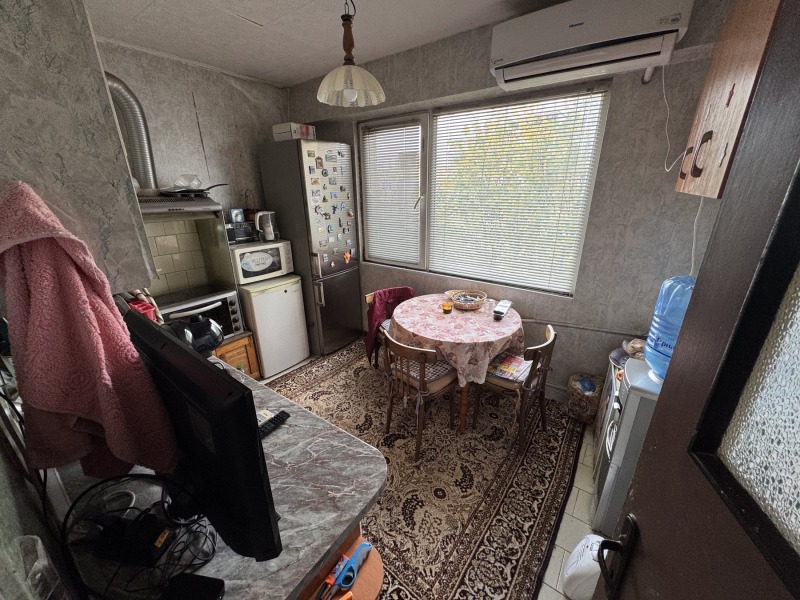 Продава 3-СТАЕН, град Враца, Дъбника • 185000 лв. / 94589.00 € • 75398956 1