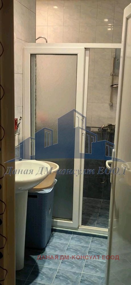 Продава 3-СТАЕН, гр. Шумен, Добруджански, снимка 5 - Апартаменти - 56513585
