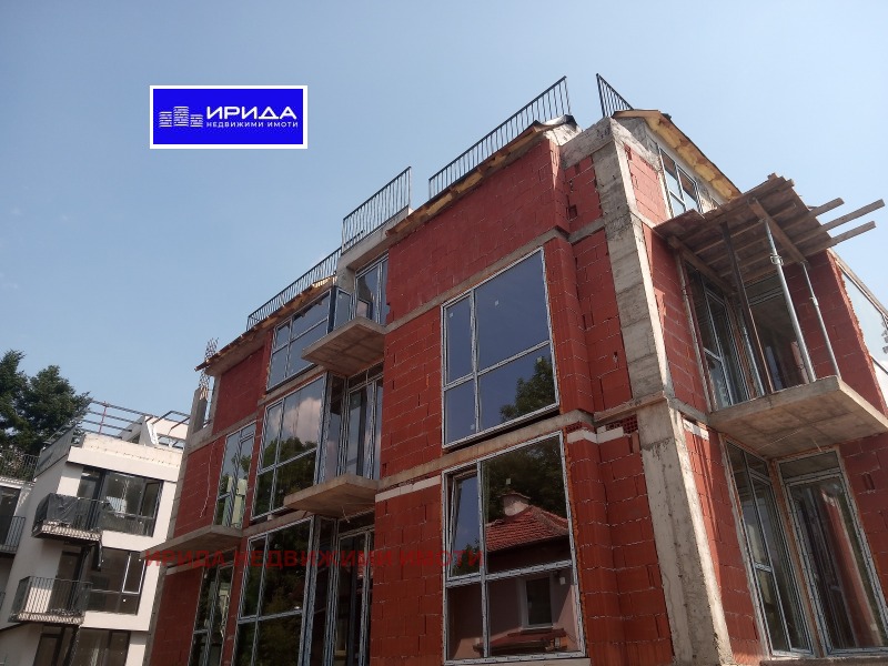 À venda  Mais de 3 quartos Sofia , Karpuzica , 200 m² | 94384776