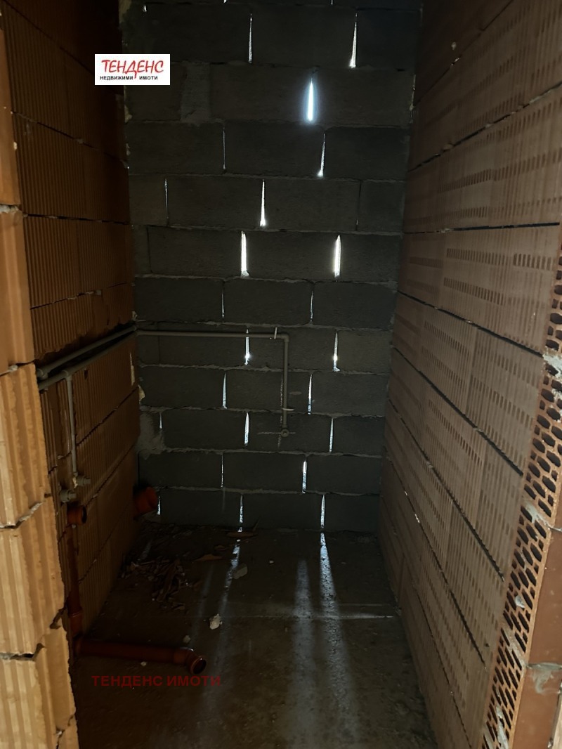 Продава МНОГОСТАЕН, гр. Кърджали, Център, снимка 2 - Апартаменти - 51117790