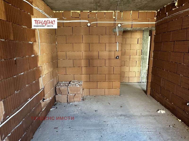 Продава МНОГОСТАЕН, гр. Кърджали, Център, снимка 9 - Апартаменти - 51117790