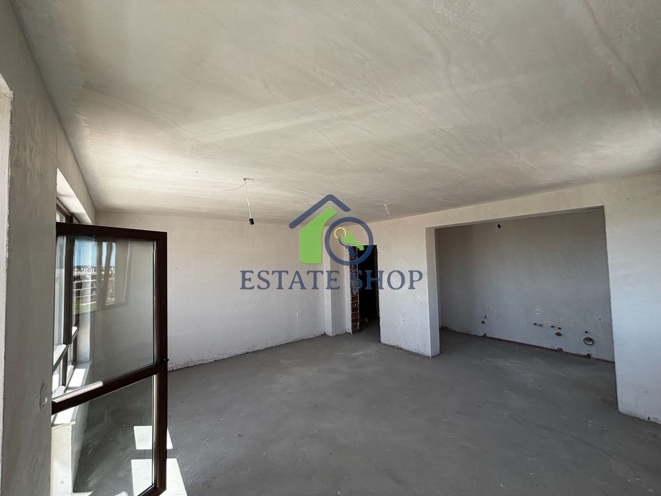 Продава 4-СТАЕН, гр. Пловдив, Остромила, снимка 3 - Апартаменти - 55202044