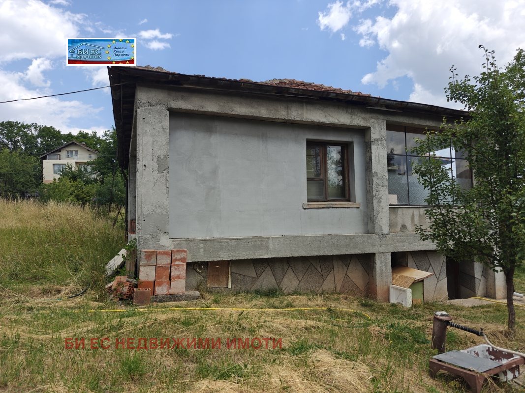 Продава КЪЩА, гр. Перник, Кристал, снимка 4 - Къщи - 54419211