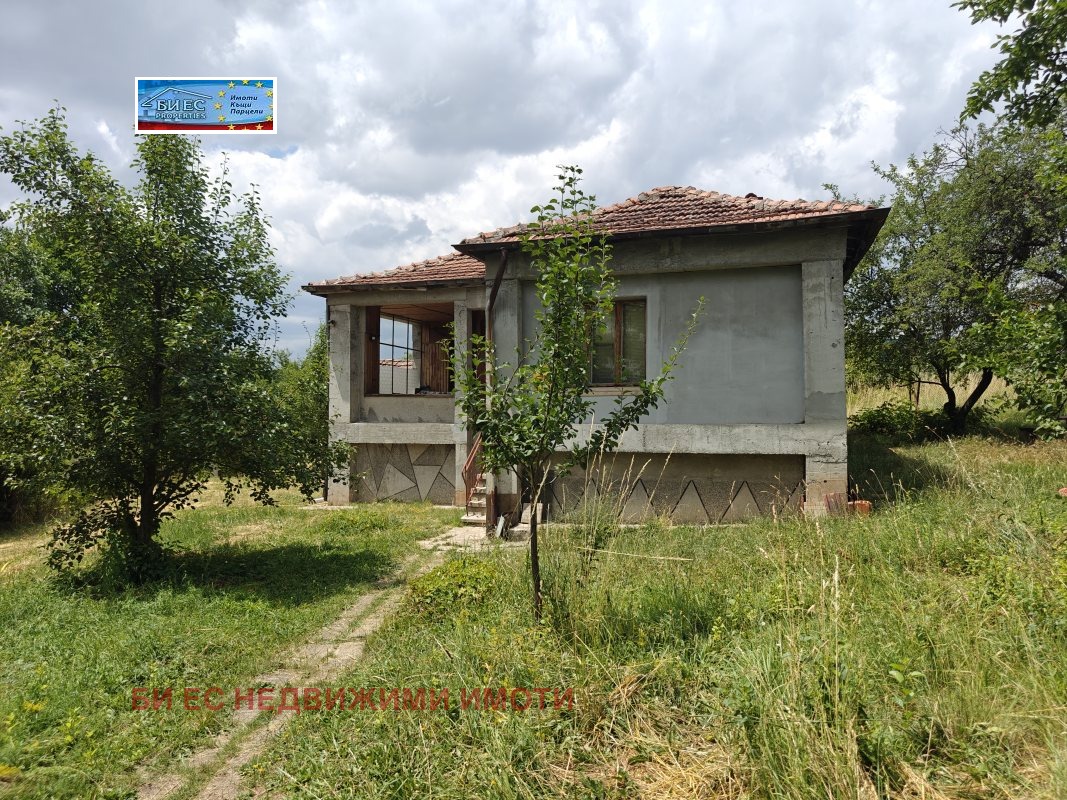 Продава КЪЩА, гр. Перник, Кристал, снимка 2 - Къщи - 54419211