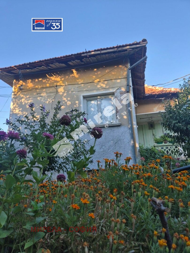 Продава КЪЩА, с. Търнак, област Враца, снимка 4 - Къщи - 56624663