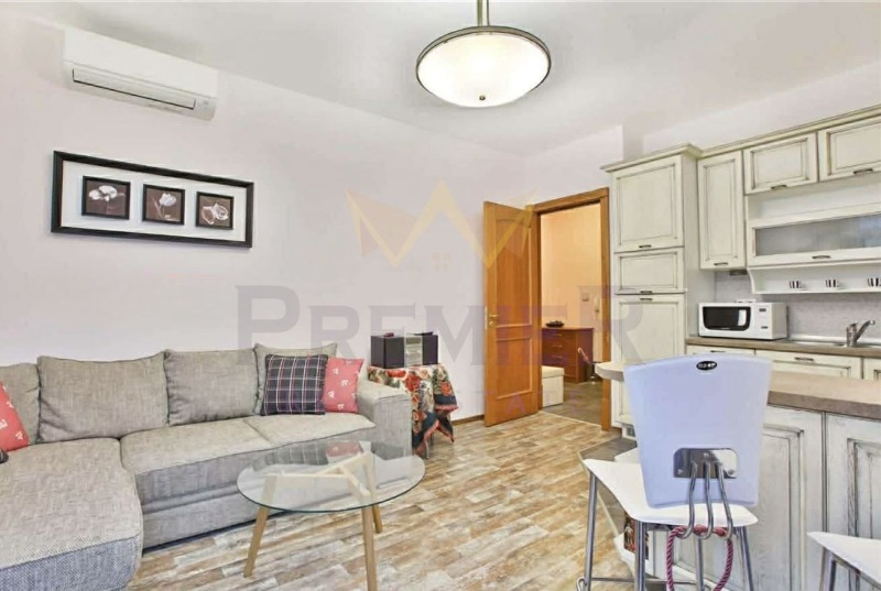 Продава 2-СТАЕН, гр. Варна, Бриз, снимка 3 - Апартаменти - 52871508