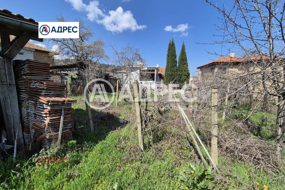 Продава КЪЩА, гр. Белослав, област Варна, снимка 8 - Къщи - 54232097