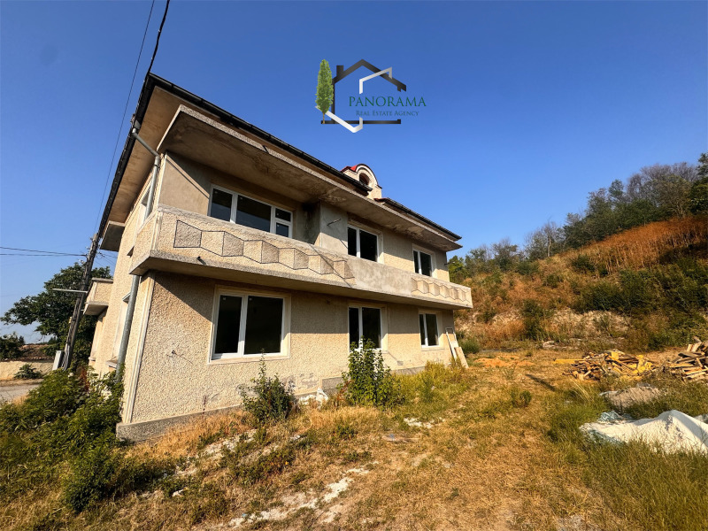Продава КЪЩА в област Шумен, с. Драгоево - 120 кв.м / 67 000 € » 131 040.61 лв., ПАНОРАМА
