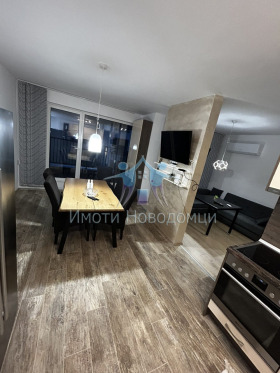 2 bedroom 2-ri korpus, Shumen 1