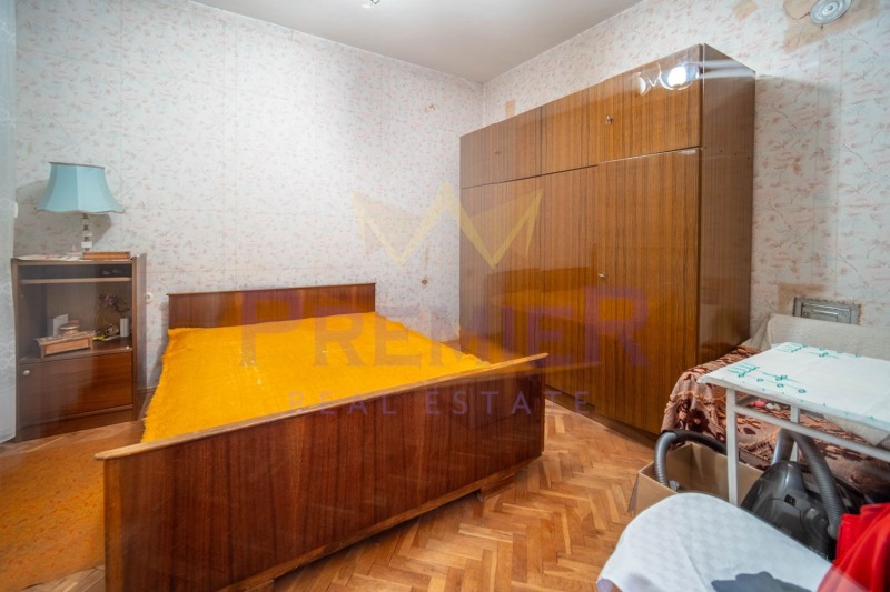 Продава 3-СТАЕН, гр. Добрич, Център, снимка 6 - Апартаменти - 53509924