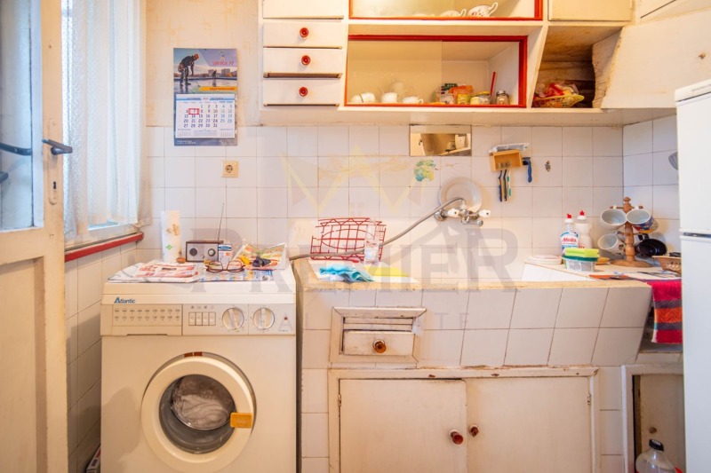 Продава 3-СТАЕН, гр. Добрич, Център, снимка 3 - Апартаменти - 53509924