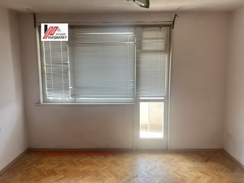 Till salu  3+ sovrum Kardjali , Centar , 110 kvm | 17098929 - bild [11]