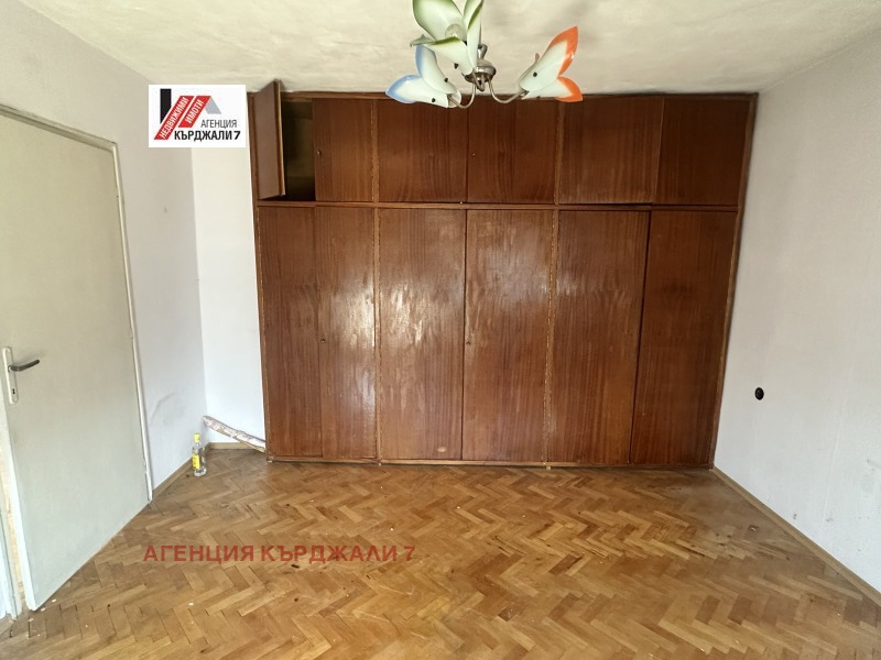 Till salu  3+ sovrum Kardjali , Centar , 110 kvm | 17098929 - bild [12]