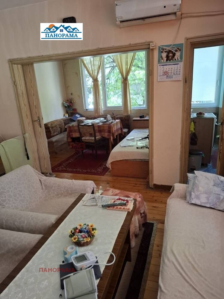 Продава МНОГОСТАЕН, гр. Пловдив, Кючук Париж