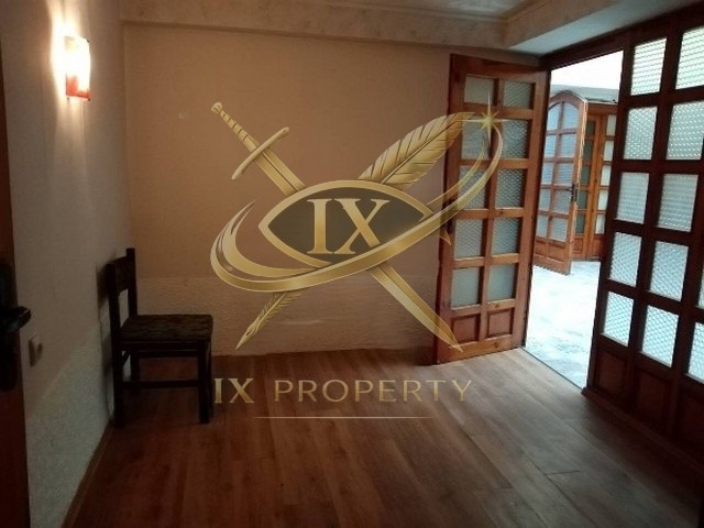 Продава ОФИС, гр. Бургас, Възраждане, снимка 2 - Офиси - 54278158