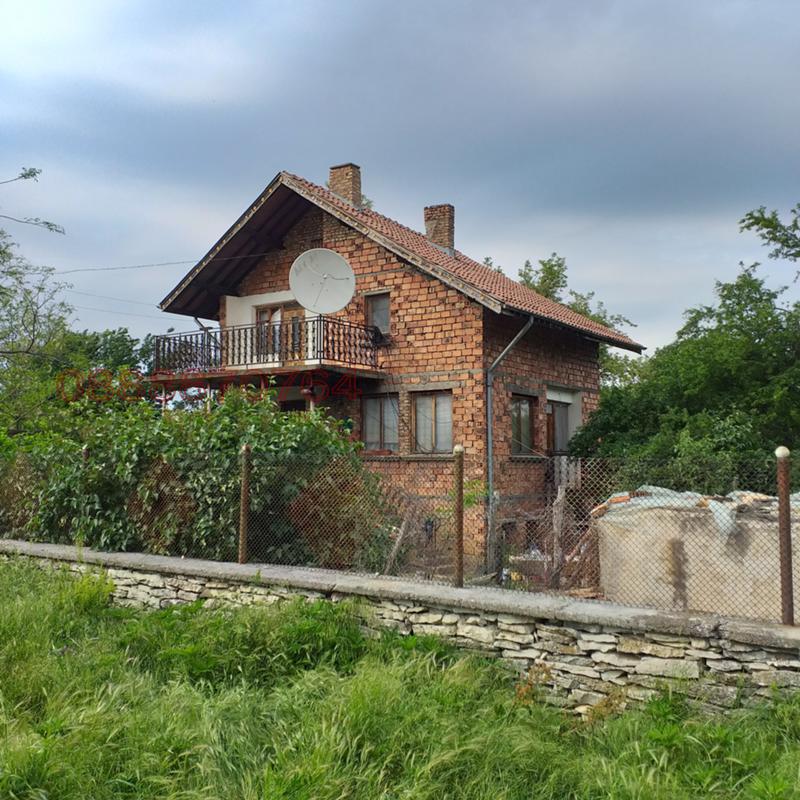 Продава КЪЩА, с. Бресте, област Плевен, снимка 4 - Къщи - 52785767