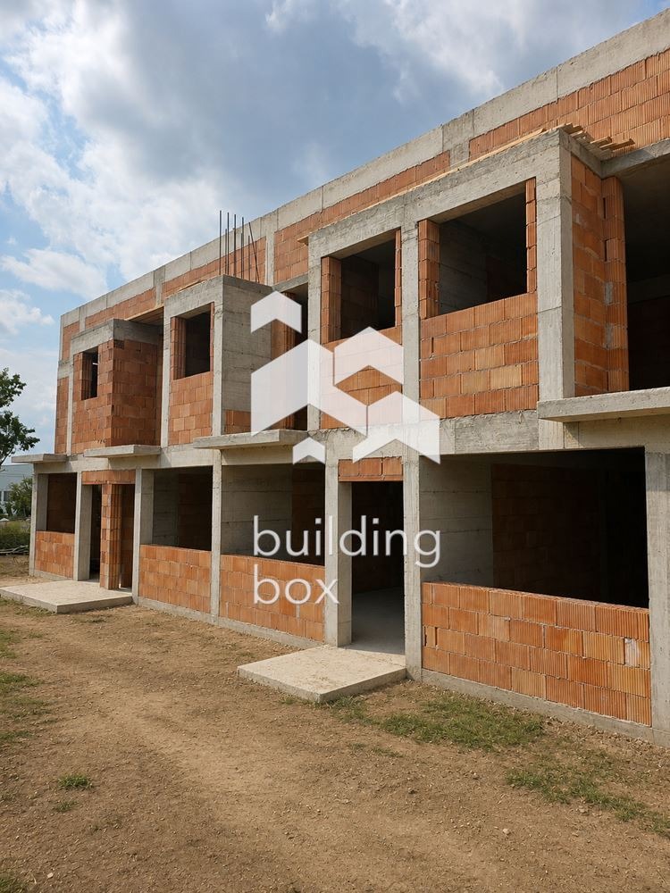 Продава КЪЩА, гр. Аксаково, област Варна, снимка 8 - Къщи - 56267277