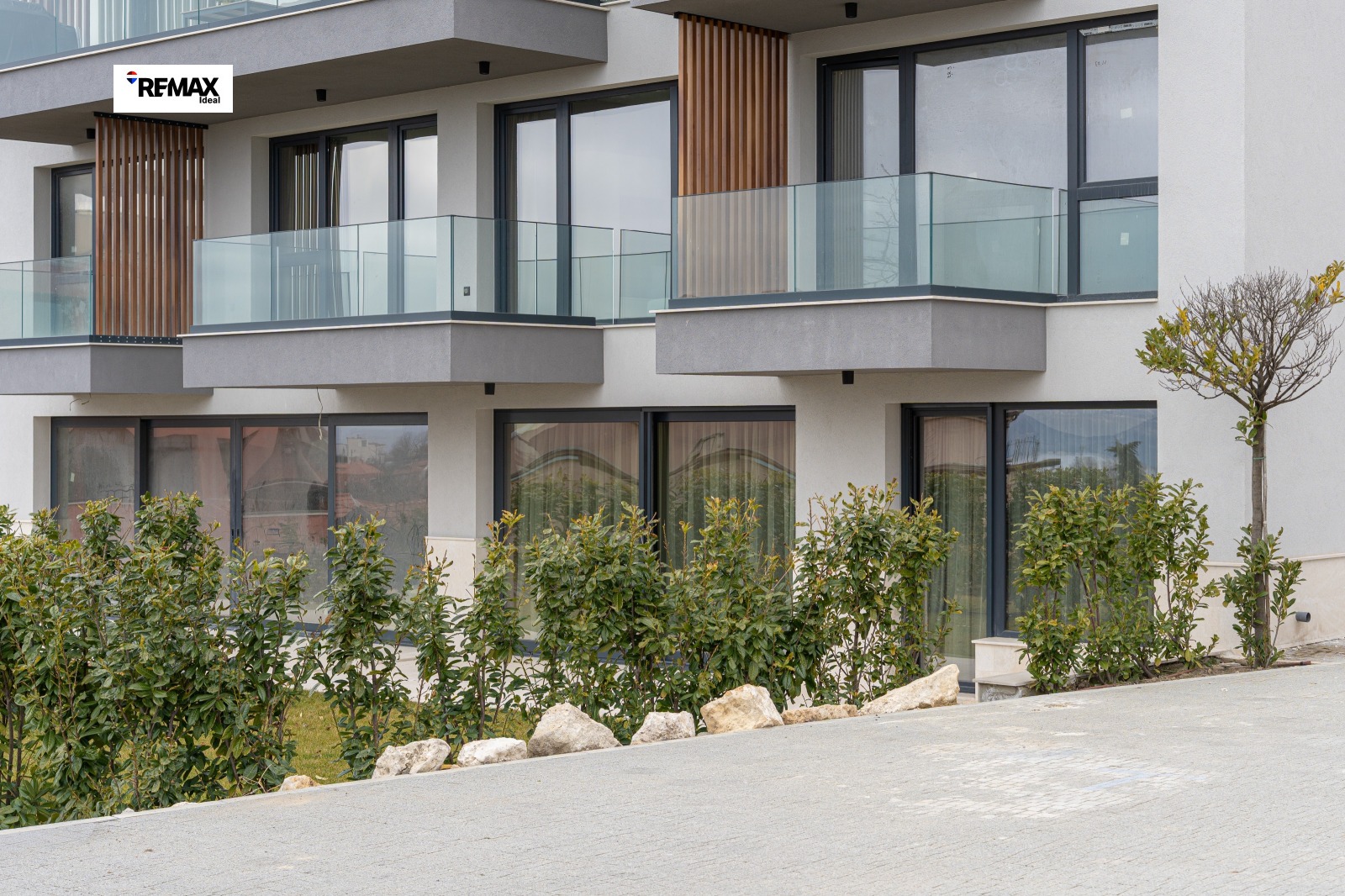 Продава 3-СТАЕН, гр. Варна, м-т Долна Трака, снимка 3 - Апартаменти - 53930700