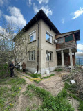 Продава КЪЩА, гр. Перник, Църква, снимка 1