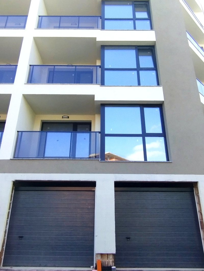 Na sprzedaż  1 sypialnia Sofia , Darwenica , 63 mkw | 75346989