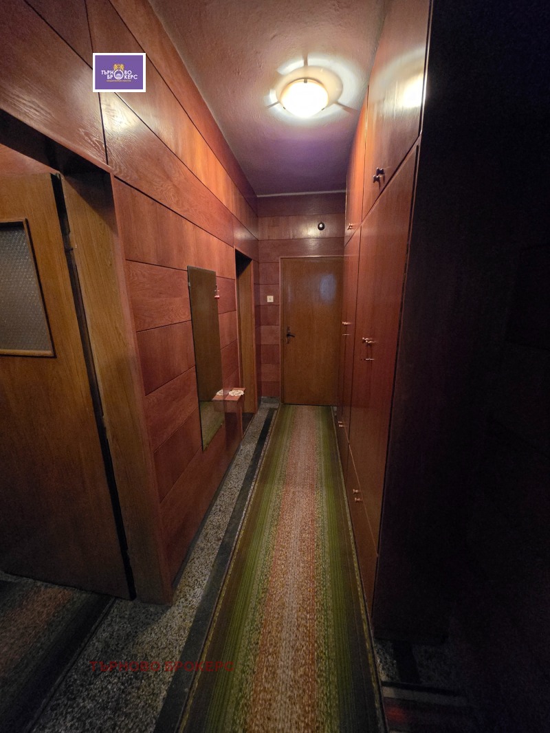 Продава 4-СТАЕН, гр. Велико Търново, Център, снимка 12 - Апартаменти - 52703900