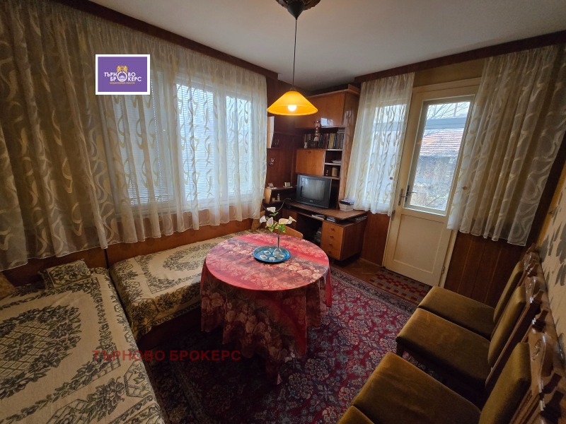 Продава 4-СТАЕН, гр. Велико Търново, Център, снимка 6 - Апартаменти - 52703900