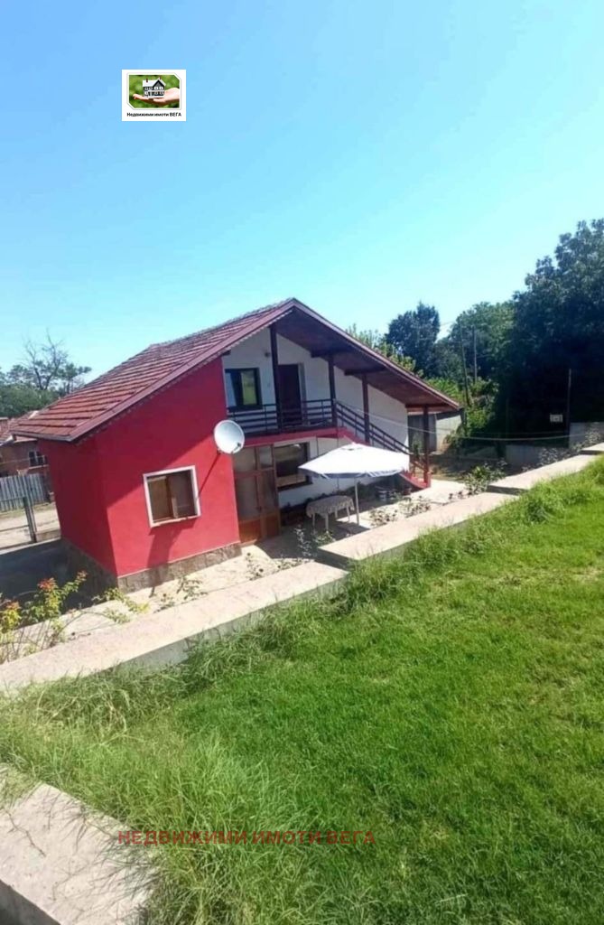 Продава КЪЩА, област Велико Търново, с. Караисен • 67000 € / 131040.61 лв. • 67424609 1