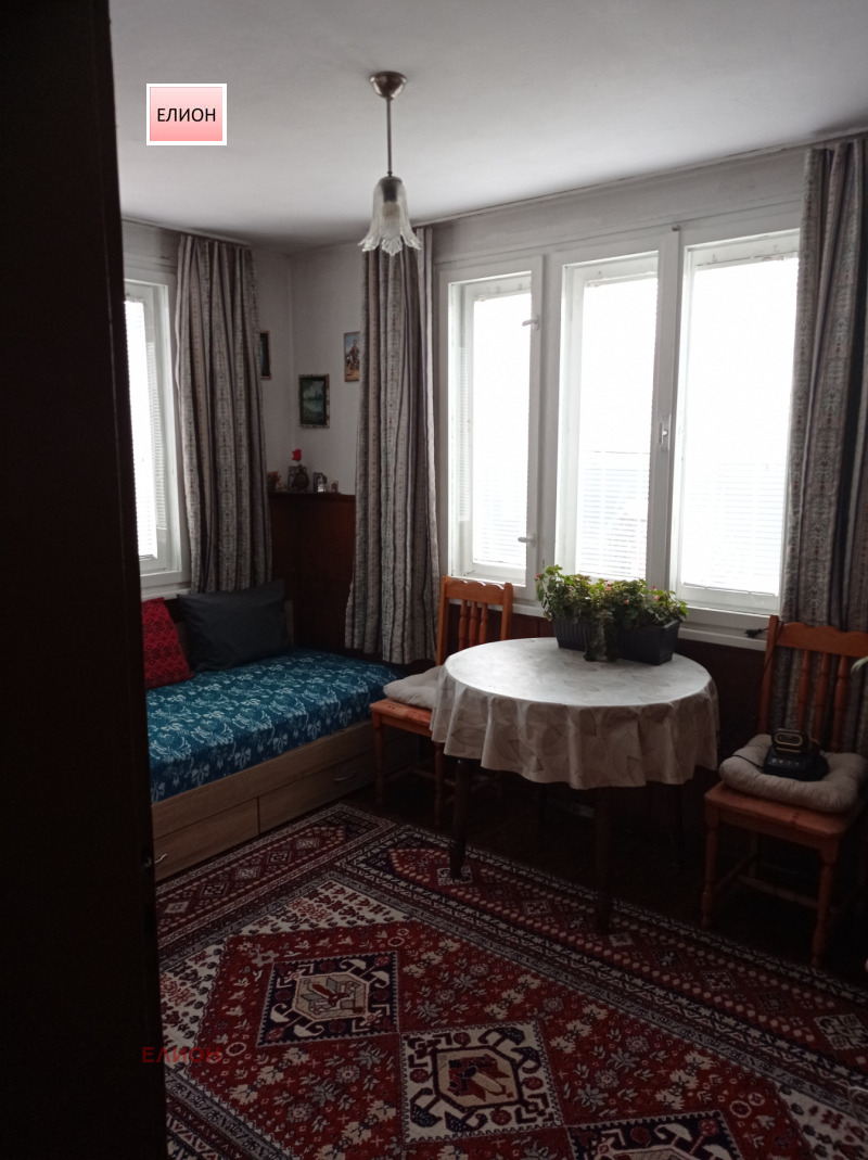 Продава КЪЩА, гр. Перник, Тева, снимка 7 - Къщи - 52689205