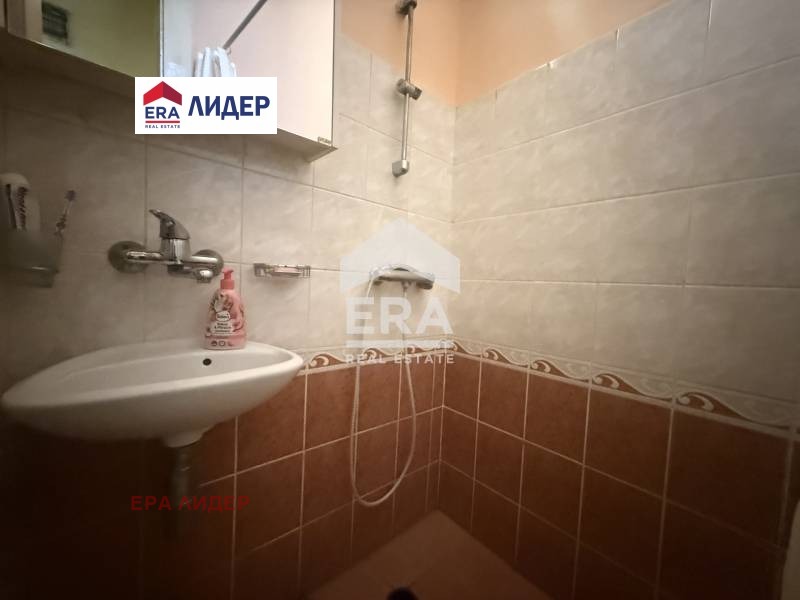 Продава КЪЩА, гр. Русе, Широк център, снимка 15 - Къщи - 54690479