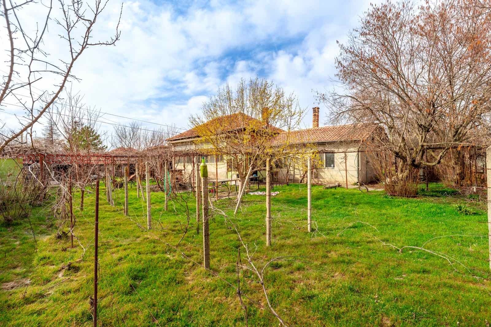 Продава КЪЩА, с. Обнова, област Плевен, снимка 2 - Къщи - 53785575